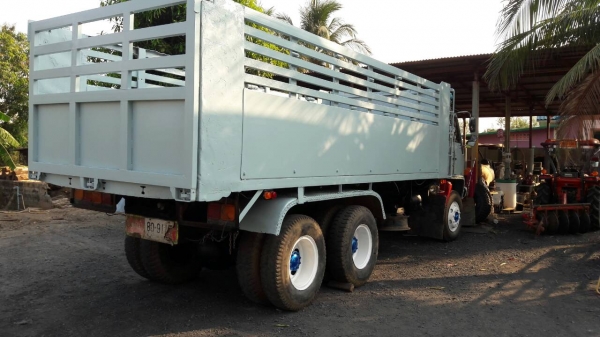 สิบล้อ อีซูชุ FXZ32 NFY 240นางฟ้า ดั้ม 2เพาใหญ่ สภาพดีสวยเดิมพร้อมใช้  ทะเบียนพร้อมโอน