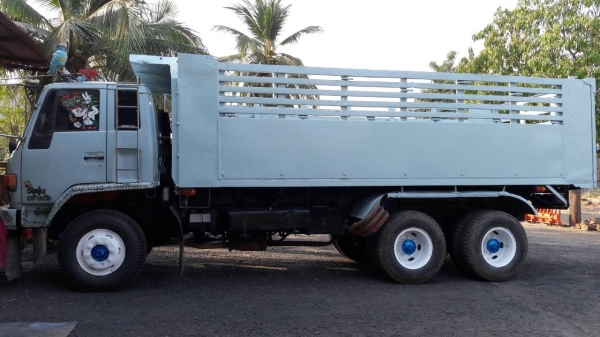 สิบล้อ อีซูชุ FXZ32 NFY 240นางฟ้า ดั้ม 2เพาใหญ่ สภาพดีสวยเดิมพร้อมใช้  ทะเบียนพร้อมโอน