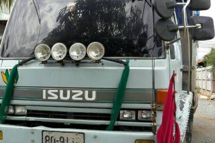 สิบล้อ อีซูชุ FXZ32 NFY 240นางฟ้า ดั้ม 2เพาใหญ่ สภาพดีสวยเดิมพร้อมใช้  ทะเบียนพร้อมโอน