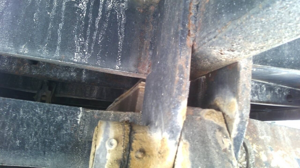 รถมิตซู 10 ล้อดั้ม FN516  เปลื่ยนเครื่อง 185 แรงม้า.   สนใจติดต่อ  081 - 6079515