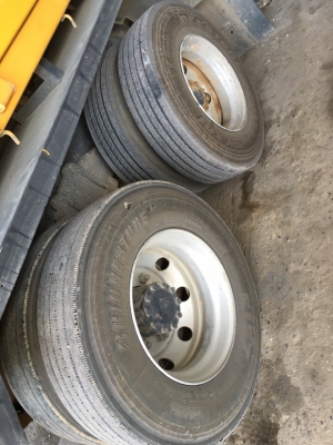 ขายรถบรรทุก 10 ล้อดัมพ์ HINO MEGA 320 แรงม้าปี 22548 มีระบบลากพ่วง ราคา 1650000