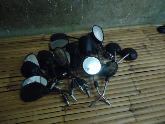 กระจกมองข้างมอไซด์เวฟมือสองเกรดเอคู่ละ160.-