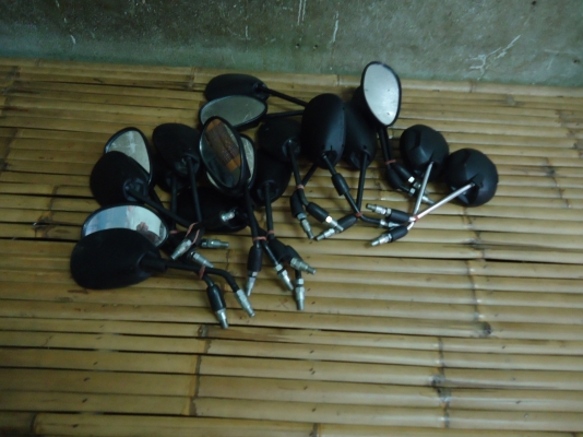 กระจกมองข้างมอไซด์เวฟมือสองเกรดเอคู่ละ160.-