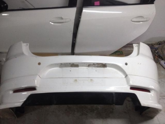 อะไหลรถ mazda 2 สี่ประตู