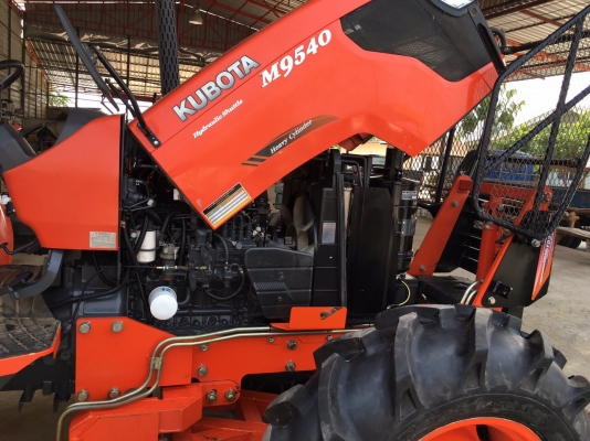 Kubota m9540 คูโบต้าm9540. ราคาเขาๆเพียง 890000บาทเท่านั้นครับ