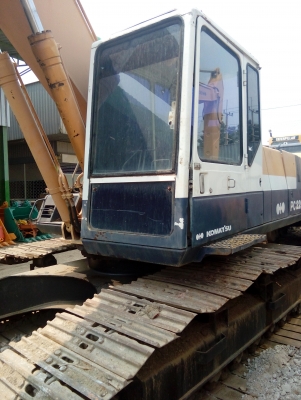 ขายรถเเมค์โครKomats-Pc220-#รถสวยพร้อมใช่งานเครื่องเดิมรถมาลองได้สนใจสอบถามได้ที่เจ๊อ้อยเเมคโครเบอร081-8021463-061-6582035