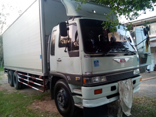 10อีโน่เพลาเดียว 195   แรงม้า  ประตู 3 บาน  (รถห้างแท้)   พร้อมใช้งาน เล่มพร้อม