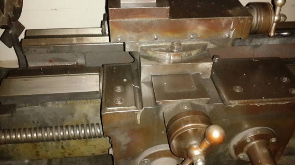 เครื่องกลึง ญี่ปุ่น