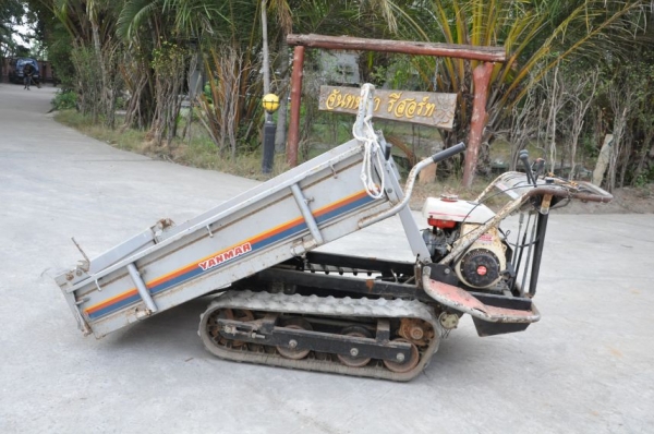 ขายรถบรรทุก ตีนตะขาบYANMAR มีเกียร์ สภาพ เดิมญี่ปุ่น อะเนคประสงค์ 15,000เท่านั้น!!
