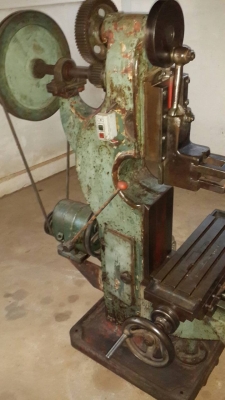 เครื่องกระทุ้งลิ่ม 6"