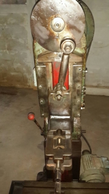 เครื่องกระทุ้งลิ่ม 6"