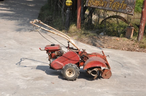 ขายรถพรวนดิน shibura มีเกียร์ ยกร่อง สภาพเดิมๆจากญี่ปุ่นยังไม่เคยใช้ในไทย 11,500เท่านั้น!!