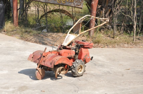 ขายรถพรวนดิน shibura มีเกียร์ ยกร่อง สภาพเดิมๆจากญี่ปุ่นยังไม่เคยใช้ในไทย 11,500เท่านั้น!!