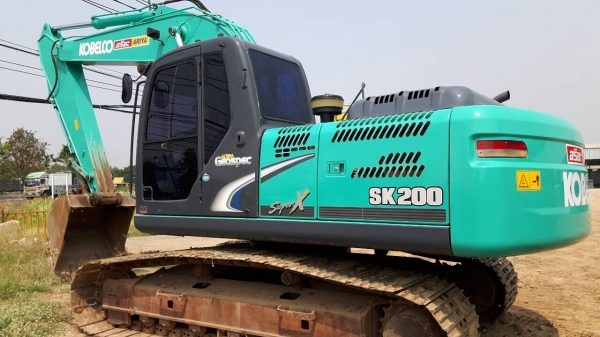 ขายด่วน!! KOBELCO SK200-8 SUPER X สภาพสวยค่ะ