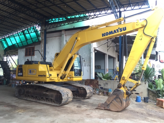 ขายด่วน KOMATSU PC200-8 สภาพสวยค่ะ