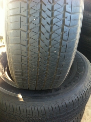 ขายยางbridgestone 265/65/17  ปี 12 1 ชุด