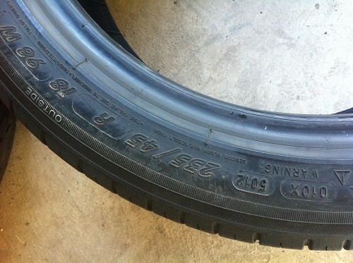 ขายยาง 235/45/18 ปี12 1 คู่