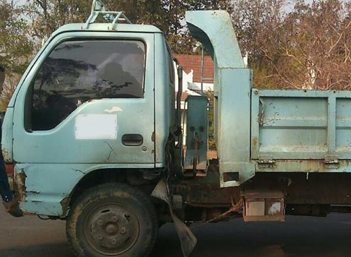 **280,000 บ.ต่อรอง/// 6ล้อดั้มดิน 5คิว ISUZU NKR-110 หัวการ์ตูน ห้างแท้ปี39 เครื่อง/เกียร์/ช่วงล่าง เดิม กระบะ3.70ม.ยิงหน้า ตามสภาพ เล่มทะเบียน ภาษีเต็ม **ขาย ISUZU NKR หัวการ์ตูน 110 แรง 6ล้อดั้มดิน5คิว รถห้างแท้ ใช้งานอยู่ ตามสภาพ เล่มทะเบียน ภาษีไม่ขาด **280,000 บ.ต่อรอง/// 6ล้อดั้มดิน 5คิว ISUZU NKR-110 หัวการ์ตูน ห้างแท้ปี39 เครื่อง/เกียร์/ช่วงล่าง เดิม กระบะ3.70ม.ยิงหน้า ตามสภาพ เล่มทะเบียน ภาษีเต็ม **ขาย ISUZU NKR หัวการ์ตูน 110 แรง 6ล้อดั้มดิน5คิว รถห้างแท้ ใช้งานอยู่ ตามสภาพ เล่มทะเบียน ภาษีไม่ขาด