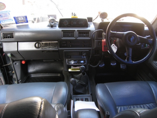 ขายTOYOTA HERO 4ประตู