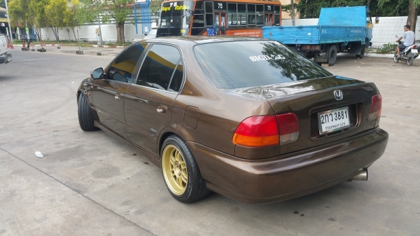 ขายซีวิคตาโต เครื่องVTEC1.6 เกียร์ออโต้ ติดแก๊ส ดิส4ล้อ รถสวยๆพร้อมใช้ จัดไฟแนนซ์ได้