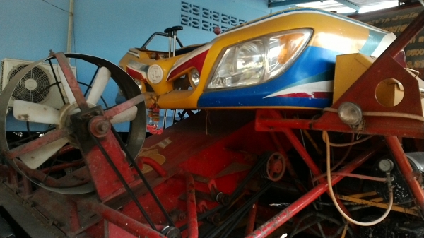 ขายรถเกี่ยวข้าว/รถเทรนเลอร์