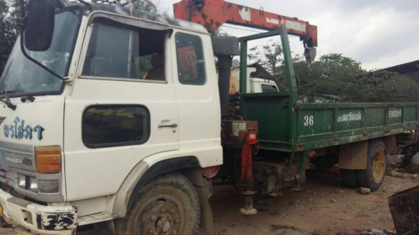 หกล้อ ฮีโน่ FG176 HO6C 175pawer ติดเครน UNiC 3ตัน ช่วงยาว 7ม สภาพดีพร้อมใช้ ทะเบียนพร้อมโอน หกล้อ ฮีโน่ FG176 HO6C 175pawer ติดเครน UNiC 3ตัน ช่วงยาว 7ม สภาพดีพร้อมใช้ ทะเบียนพร้อมโอน