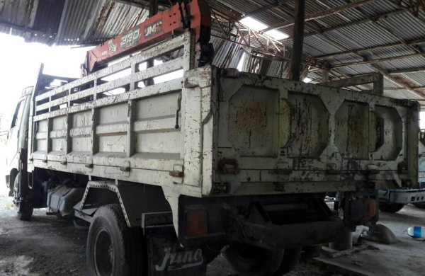 ขาย 595,000บ หกล้อ ฮีโน่ FC120ซุปเสียดั้ม5คิว ติดเครน UNiC 3.3ตัน สภาพดีสวยเดิมๆพร้อมใช้ ทะเบียนพร้อมโอน ราคา 595,000บ ราคาเบาๆ