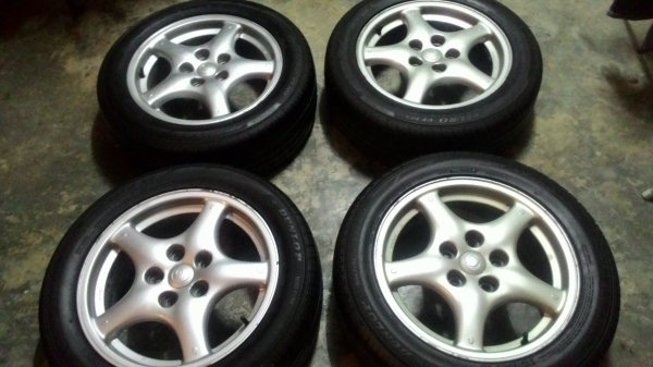 แม๊กยาง ดันรอป205-55-16 japan ขอบ16 5รู114 2500บาท