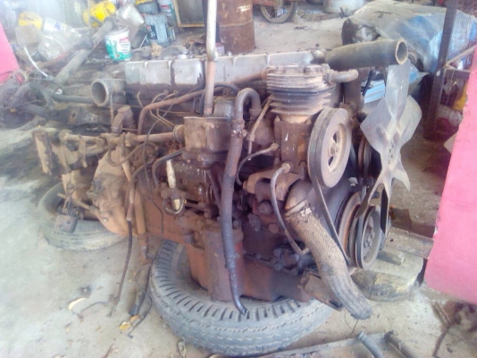 เครื่องรถบัสเบนซ์พร้อมใช้งานไม่มีเอกสาร 220. แรงม้าปั้มลมpower