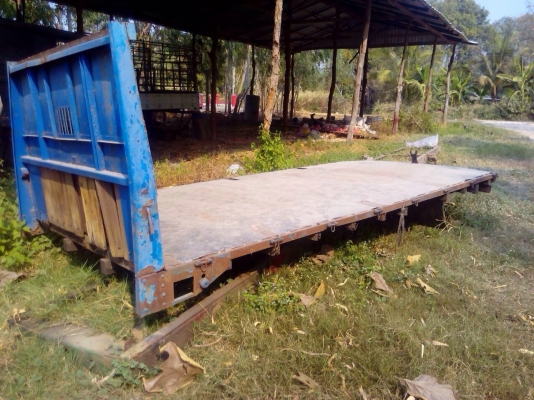 กระบะพื้นเรียบปูสแตนเลสNPR115ยาว4.5เมตร กระบะพื้นเรียบปูสแตนเลสNPR115ยาว4.5เมตร