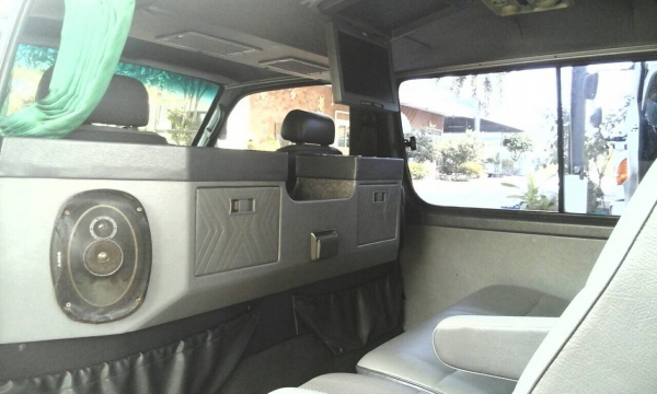 ขายรถตู้ Toyota Hiace ปี94
