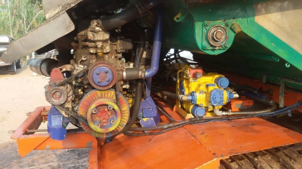 ขาย320,000 รถเกี่ยวไทยเส็งยนต์อุ้ม2.5ตัน เครื่องมิสซู 6D17-220แรงปั้มไดกิ้น23เดิน10HT ขาย320,000 รถเกี่ยวไทยเส็งยนต์อุ้ม2.5ตัน เครื่องมิสซู 6D17-220แรงปั้มไดกิ้น23เดิน10HT