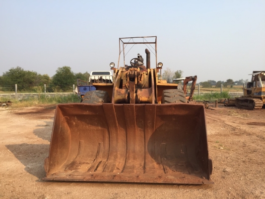 ขออนุญาติขายรถ ตัก 950F2 พร้อมใช้งานเอกสารใบซื้อขายราคา  11500000สนใจติดต่อ  0853224877-=0988930465