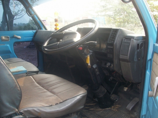 ขาย 6 ล้อ 115 แรง  ยาว 5 เมตร พร้อมใช้งาน พวงมาลัยเพาเวอร์