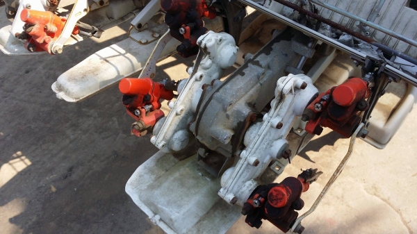 รถดำนานั่งขับ KUBOTA  รุ่น SPA5  เก่าญี่ปุ่น   ดำนา 5 แถว สภาพสวย เครื่องยนต์ติดง่าย สภาพสวยพร้อมใช้งาน