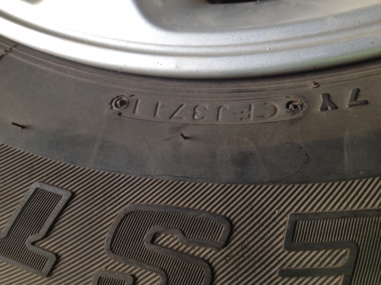 ขายล้อแม็ก vigo champ 17 ป้ายแดง พร้อมยาง 265 65 17 ปี 11