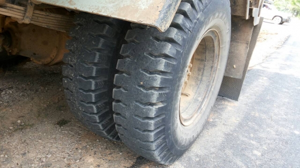 ขายรถบรรทุก 6 ล้อดัมพ์รถประกอบ HINO FD3HLA 195 แรงม้า ดัมพ์ 4.50 เมตร ราคา 650000