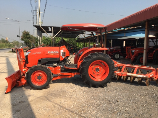 . ขายๆรถไถคูโบต้า L4708 แรงม้า. พร้อมอุปกรณ๋. ใบมีดดันดินหน้าและผานพรวนตราช้าง. สวยๆ#รถสภาพดีสวยมาก ขายราคา 398000 บาท. สนใจโทร 081-9136451. 0875266011. หรือทางline bow6451. ขอดูภาพเพิ่มเติมได้ค่ะ. มาทดลองขับได้นะค่ะ. ที่จ. กำแพงเพชร. #มีบริการจัดส่งฟรีท . ขายๆรถไถคูโบต้า L4708 แรงม้า. พร้อมอุปกรณ๋. ใบมีดดันดินหน้าและผานพรวนตราช้าง. สวยๆ#รถสภาพดีสวยมาก ขายราคา 398000 บาท. สนใจโทร 081-9136451. 0875266011. หรือทางline bow6451. ขอดูภาพเพิ่มเติมได้ค่ะ. มาทดลองขับได้นะค่ะ. ที่จ. กำแพงเพชร. #มีบริการจัดส่งฟรีท