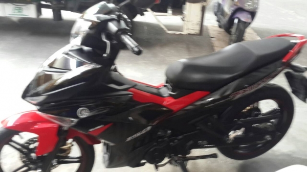 ขาย Yamaha Exciter 150 ปี 58 เดือนมิถุนายน เครื่องดีเดิมๆ สภาพภายนอกสวยไม่มีรอยล้ม วิ่งไป 9,170 กิโล เล่มพร้อมชุดโอน