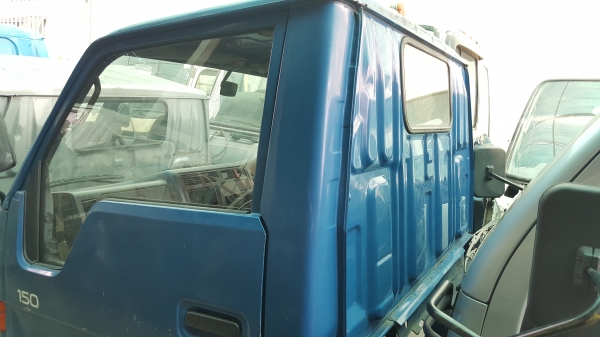 ขายหัวเก๋ง โตโยต้า ไดน่า 2 ใบปัด การ์ตูนสภาพสวย