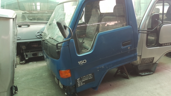 ขายหัวเก๋ง โตโยต้า ไดน่า 2 ใบปัด การ์ตูนสภาพสวย