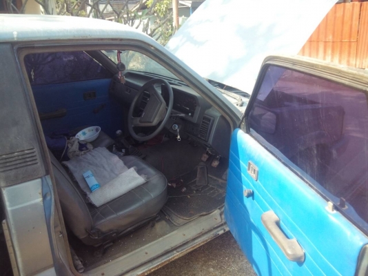 มาสด้า b2000 กระบะเลส