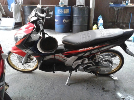 ขาย Yamaha Nouvo MX ปี 49 เครื่องดีเดิมๆ แต่งภายนอกตามรูป รถวิ่งไป 3 หมื่นกว่าโล เล่มพร้อมชุดโอน ขาย Yamaha Nouvo MX ปี 49 เครื่องดีเดิมๆ แต่งภายนอกตามรูป รถวิ่งไป 3 หมื่นกว่าโล เล่มพร้อมชุดโอน