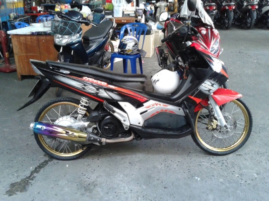 ขาย Yamaha Nouvo MX ปี 49 เครื่องดีเดิมๆ แต่งภายนอกตามรูป รถวิ่งไป 3 หมื่นกว่าโล เล่มพร้อมชุดโอน ขาย Yamaha Nouvo MX ปี 49 เครื่องดีเดิมๆ แต่งภายนอกตามรูป รถวิ่งไป 3 หมื่นกว่าโล เล่มพร้อมชุดโอน