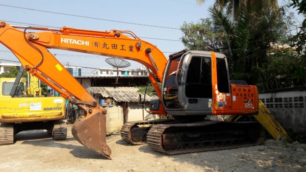 ขาย HITACHI ZX 120   รถสวย สภาพดี  พร้อมใช้  มีใบอินวอย สนใจโทร 089-3818694 ดวงนภา