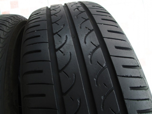 ขายยาง YOKOHAMA BLUEARTH 195-60-15 ปี2013 (1ชุด)