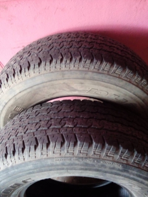 ขายยาง265 70 16มี2เส้นๆละ250