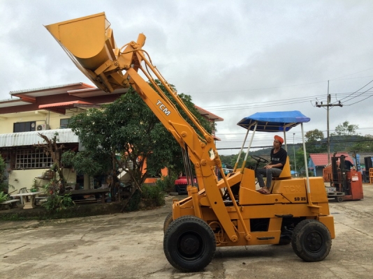 ขายรถตัก KOMATSU SD25/ TCM SD25 เก่านอก