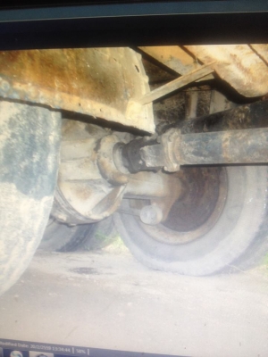 รถ 10 ล้อ ISUZU หัวยาวบรรทุกน้ำ  2 เพลา เครื่อง 6BF มีใบคุมเครื่อง