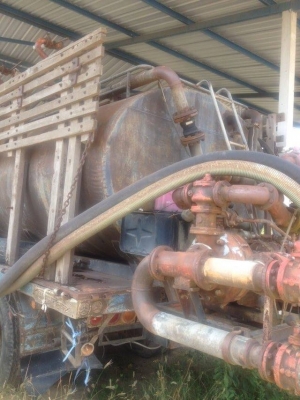 รถ 10 ล้อ ISUZU หัวยาวบรรทุกน้ำ  2 เพลา เครื่อง 6BF มีใบคุมเครื่อง